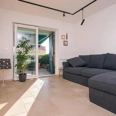 Apartment Lovro Punat